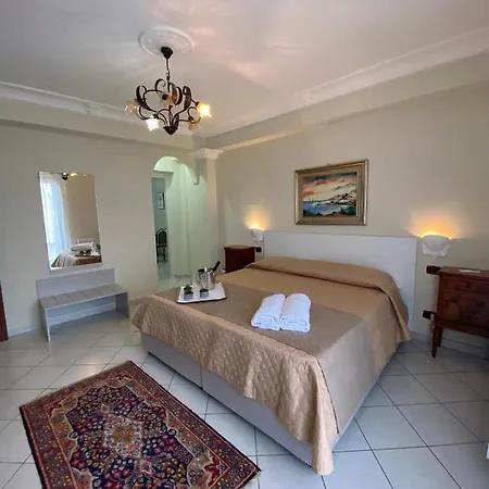 Scala Dei Turchi Palace *