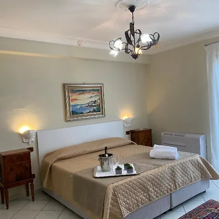 Scala Dei Turchi Palace 別荘 レアルモンテ